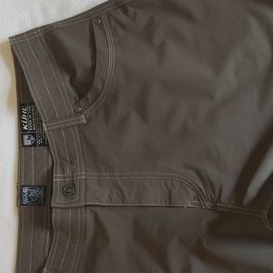 NWOT KUHL Mens 40"x30" Hiking Pants